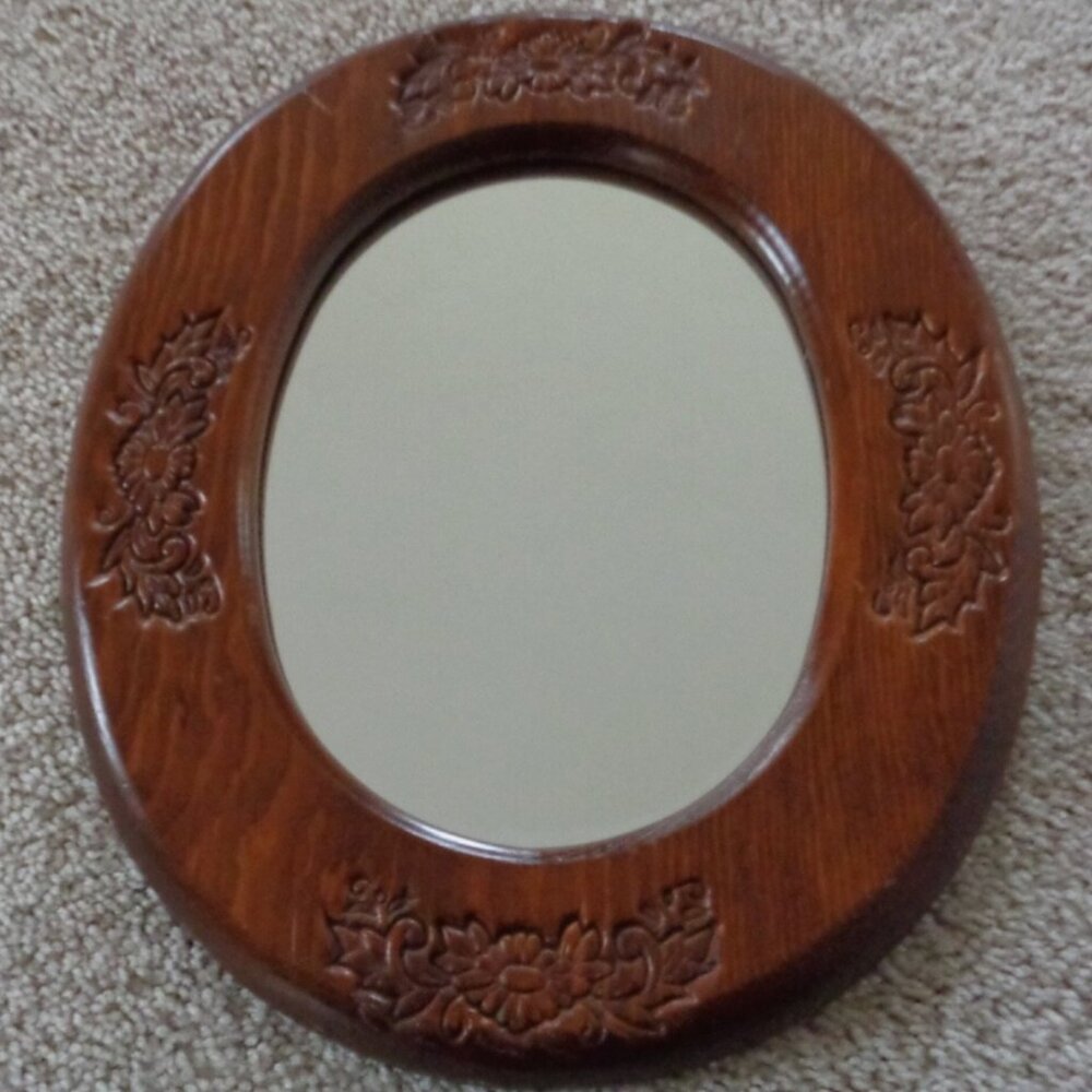 Vintage Oval Wooden Framed Mirror with Floral Etching Light Wear Accent mirror